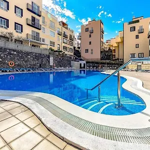 https://two-properties-desirable-rooftop-terrace-in-2-bedroom.tenerifehoteles.net